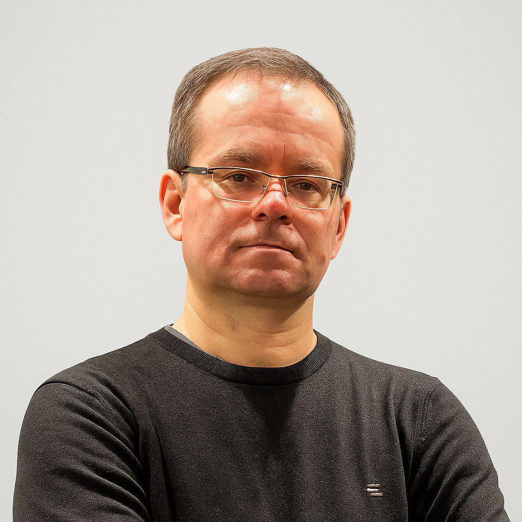 Артур Новожилов